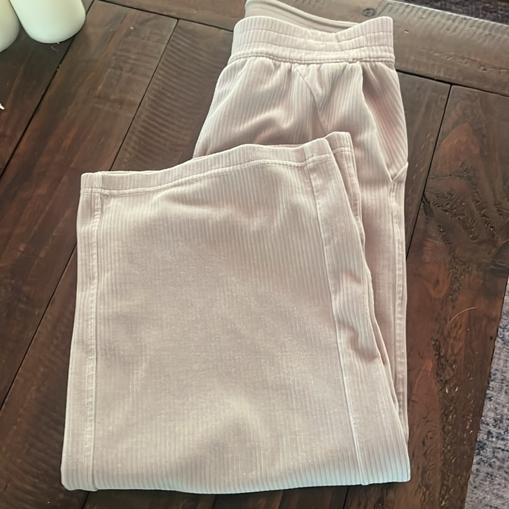 Lululemon Scuba Velvet Cord Wide Leg Crop Pant - Picture 14 of 16